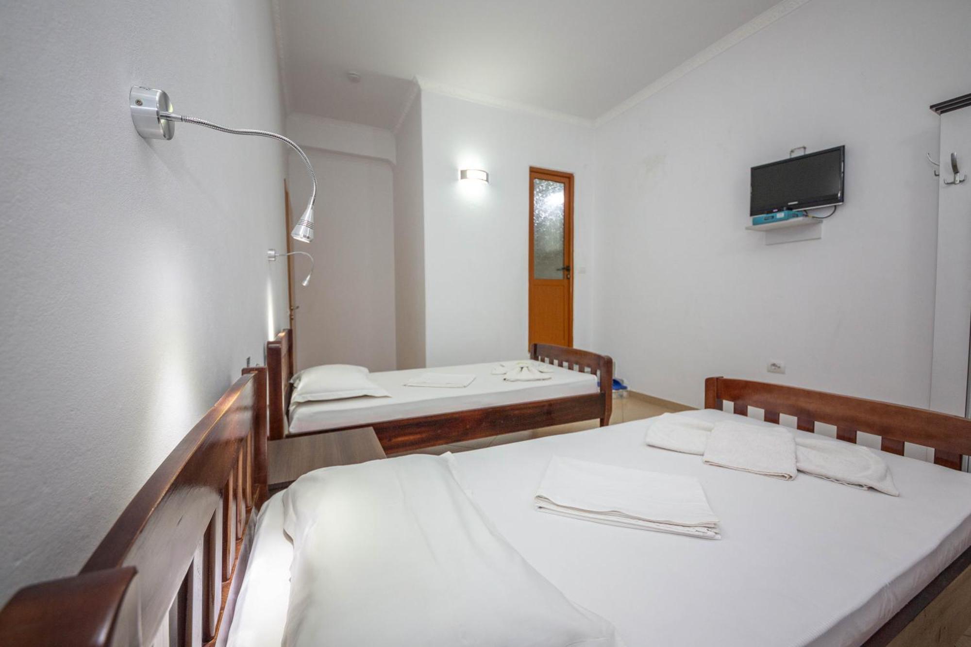 Hotel Shpella Berat Zewnętrze zdjęcie
